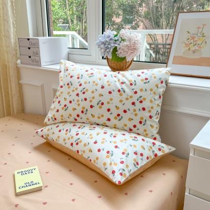 91家纺网 家纺一手货源 找家纺 优彩 2022全棉13372法式田园风情浪漫碎花单枕套小樱桃
