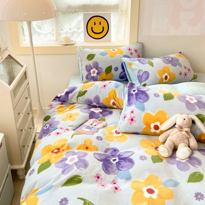 91家纺网 家纺一手货源 找家纺 金爱家 2023新款牛奶绒小清新四件套 花开富贵