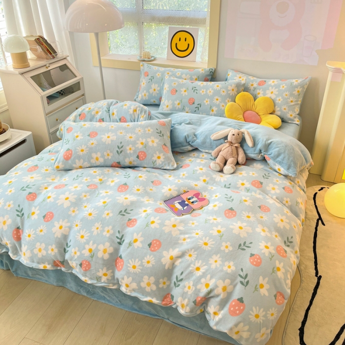 91家纺网 家纺一手货源 找家纺 金爱家 2023新款牛奶绒小清新四件套 蓝色