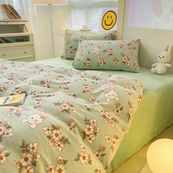 91家纺网 家纺一手货源 找家纺 金爱家 2023新款牛奶绒小清新四件套 浪漫花季