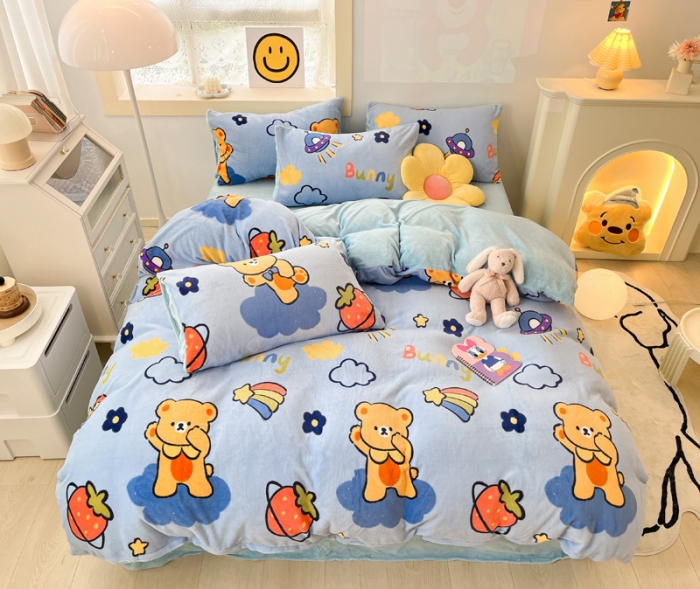 91家纺网 家纺一手货源 找家纺 金爱家 2023新款牛奶绒小清新四件套 七彩小熊