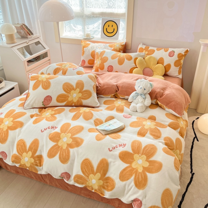 91家纺网 家纺一手货源 找家纺 金爱家 2023新款牛奶绒小清新四件套 甜蜜大花