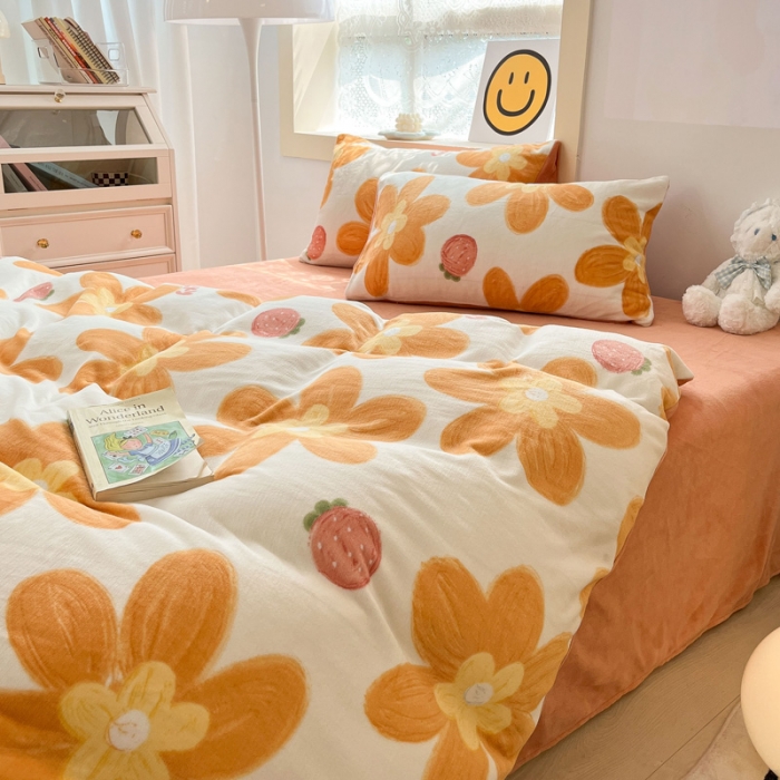 91家纺网 家纺一手货源 找家纺 金爱家 2023新款牛奶绒小清新四件套 甜蜜大花