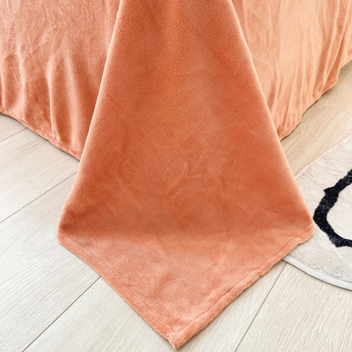 91家纺网 家纺一手货源 找家纺 金爱家 2023新款牛奶绒小清新四件套 甜蜜大花