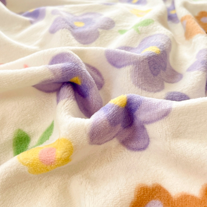 91家纺网 家纺一手货源 找家纺 金爱家 2023新款牛奶绒小清新四件套 樱花小熊-紫