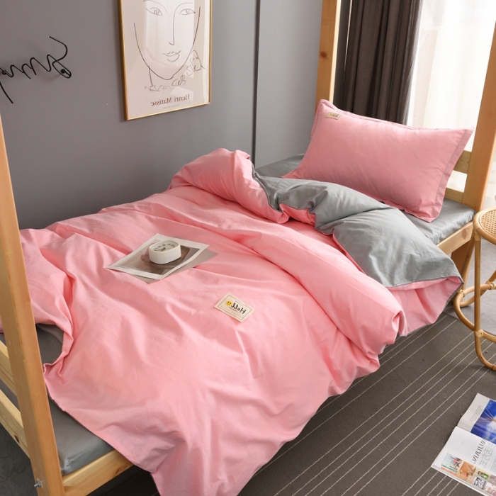 91家纺网 家纺一手货源 找家纺 卡迪亚家纺2022新款全棉13372学生纯色三件套 粉灰