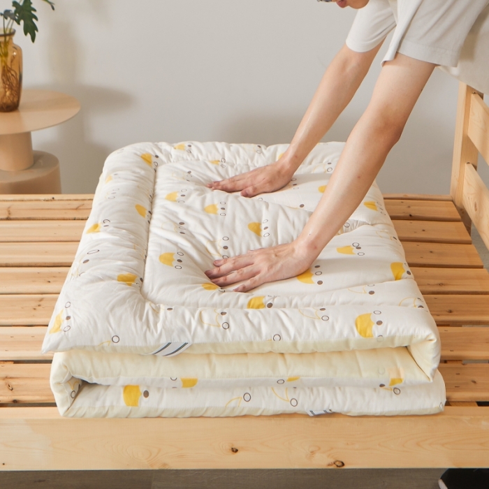 91家纺网 家纺一手货源 找家纺 鹿辉2022新款全棉A类棉花床垫床褥子 小皇冠