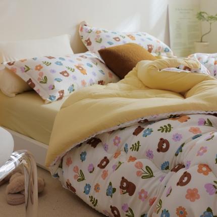 91家纺网 家纺一手货源 找家纺 （总）U被家纺 2022新款小清新四季被春秋冬被 模特图