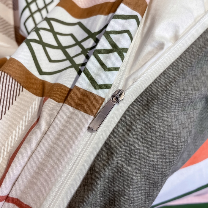 91家纺网 家纺一手货源 找家纺 金爱家 2023新款大阪纯棉生态磨毛条格简约系列四件套 安迪亚