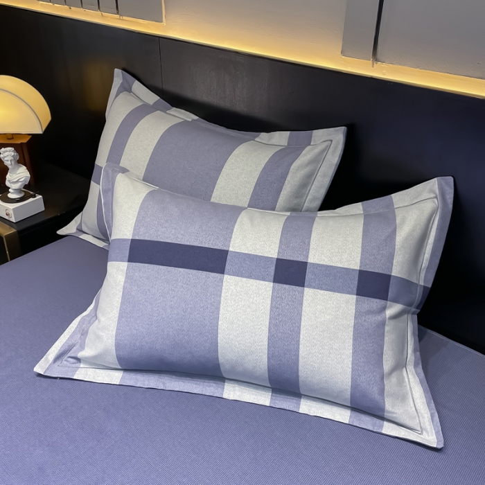 91家纺网 家纺一手货源 找家纺 金爱家 2023新款大阪纯棉生态磨毛条格简约系列四件套 达维红