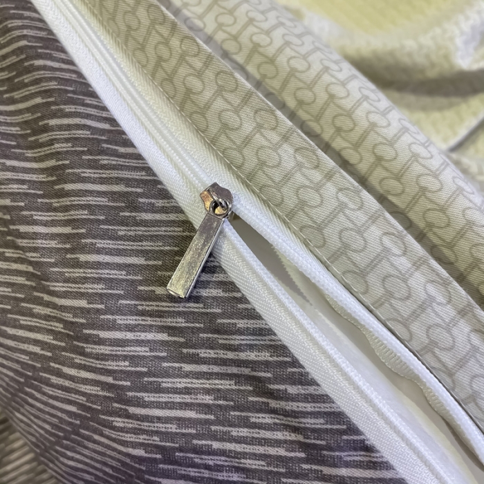 91家纺网 家纺一手货源 找家纺 金爱家 2023新款大阪纯棉生态磨毛条格简约系列四件套 极简主义