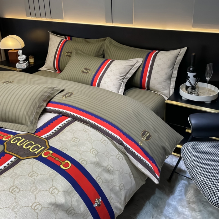 91家纺网 家纺一手货源 找家纺 金爱家 2023新款大阪纯棉生态磨毛条格简约系列四件套 金粉世家