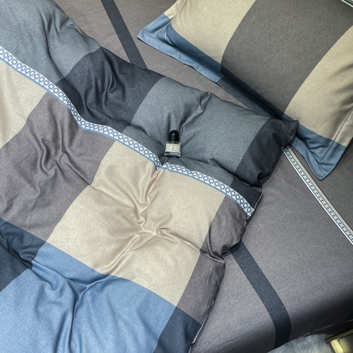 91家纺网 家纺一手货源 找家纺 金爱家 2023新款大阪纯棉生态磨毛条格简约系列四件套 莱伯妮-兰