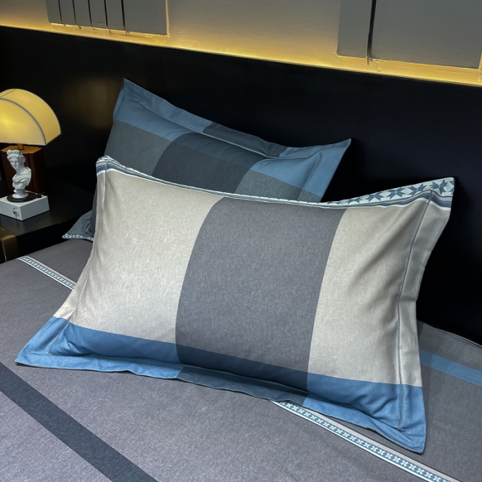 91家纺网 家纺一手货源 找家纺 金爱家 2023新款大阪纯棉生态磨毛条格简约系列四件套 莱伯妮-兰