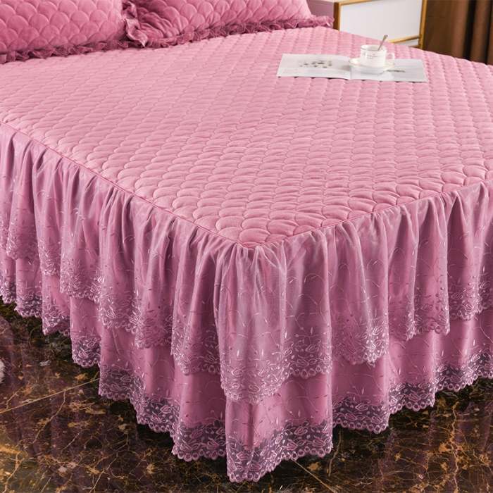 91家纺网 家纺一手货源 找家纺 恒爱 2022秋冬水晶绒翩翩花舞夹棉床裙四件套 豆沙红