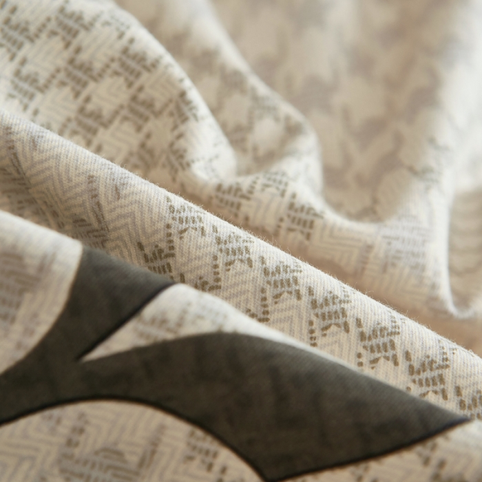 91家纺网 家纺一手货源 找家纺 雲归梦 2022年新款加厚全棉大版四件套第二批-格条卡通 幻城-黄