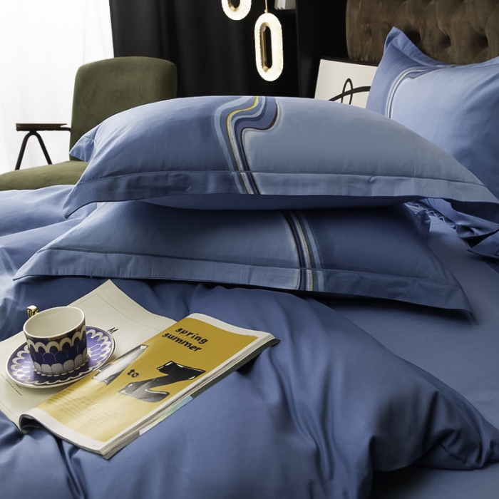 91家纺网 家纺一手货源 找家纺 雲归梦 2022年新款加厚全棉大版四件套第二批-格条卡通 兰卡斯-兰