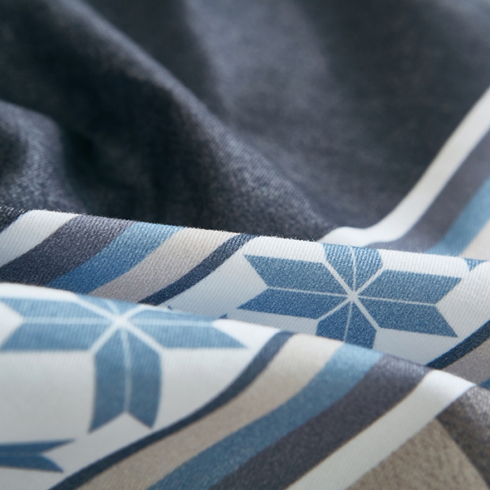 91家纺网 家纺一手货源 找家纺 雲归梦 2022年新款加厚全棉大版四件套第二批-格条卡通 茉伯妮-兰