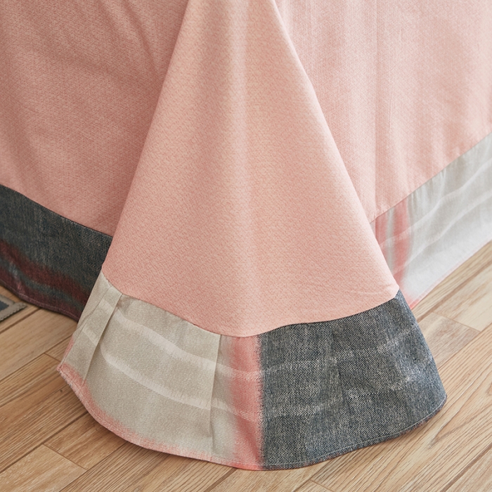 91家纺网 家纺一手货源 找家纺 雲归梦 2022年新款加厚全棉大版四件套第二批-格条卡通 莫妮卡-粉