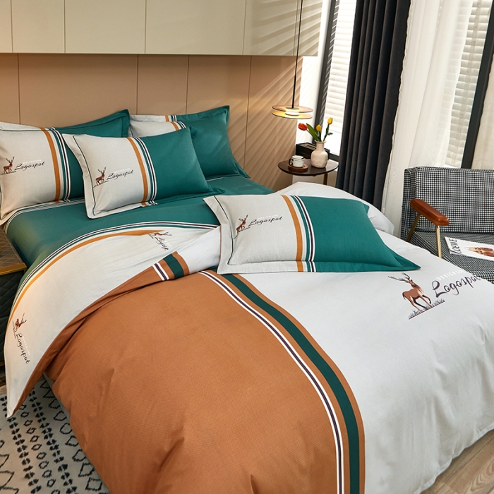 91家纺网 家纺一手货源 找家纺 雲归梦 2022年新款加厚全棉大版四件套第二批-格条卡通 森旅小鹿