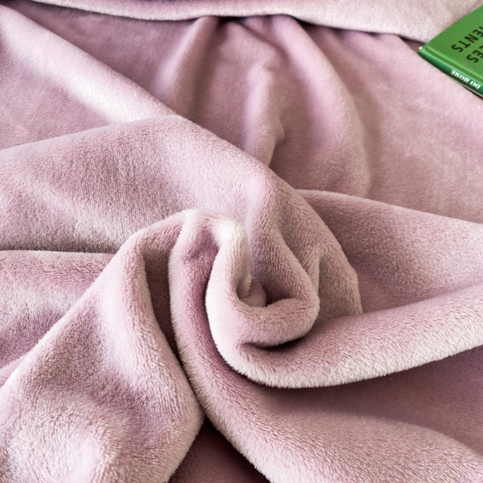 91家纺网 家纺一手货源 找家纺 2025新款320g金貂绒亲肤盖毯加厚纯色珊瑚绒素色法兰绒毯子外贸高端款豆沙