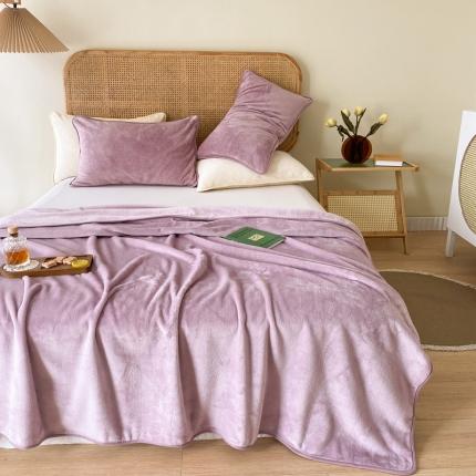 2025新款320g金貂绒亲肤盖毯加厚纯色珊瑚绒素色法兰绒毯子外贸高端款豆沙