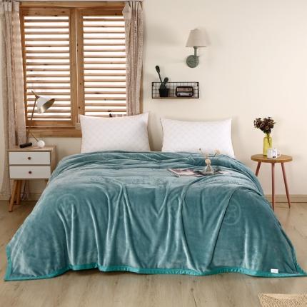 91家纺网 家纺一手货源 找家纺 （总）素玖抱枕被  2023新款毛毯毯子法兰绒