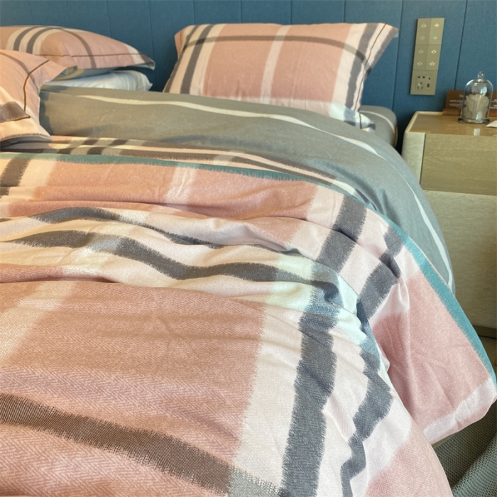 91家纺网 家纺一手货源 找家纺 2022新款铂金全棉磨毛系列四件套-实拍图（AB版设计） 克莱尔