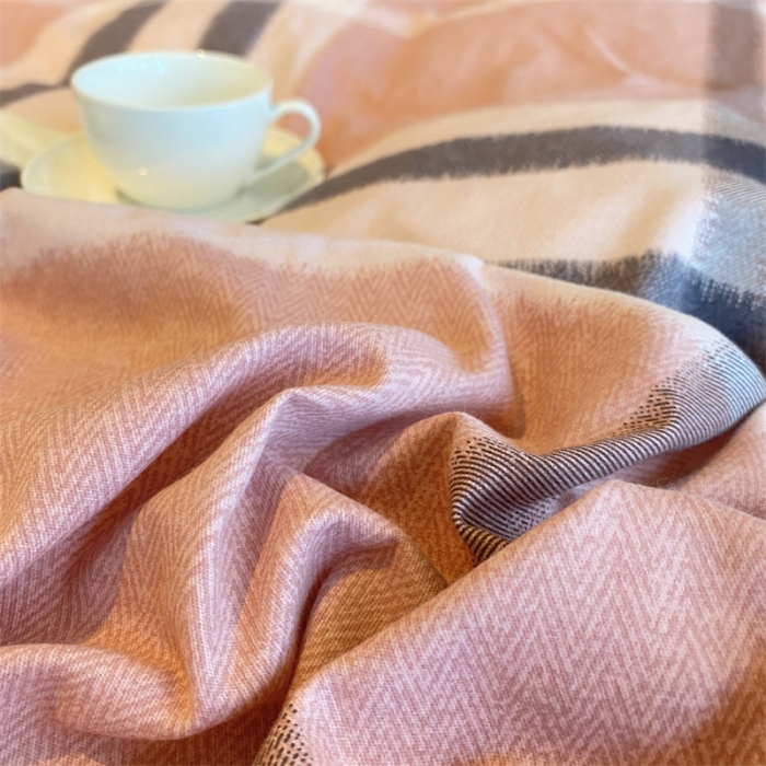 91家纺网 家纺一手货源 找家纺 2022新款铂金全棉磨毛系列四件套-实拍图（AB版设计） 克莱尔