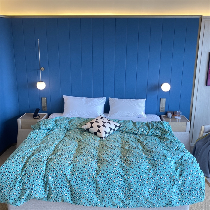 91家纺网 家纺一手货源 找家纺 2022新款铂金全棉磨毛系列四件套-实拍图（AB版设计） 烂漫豹纹 绿