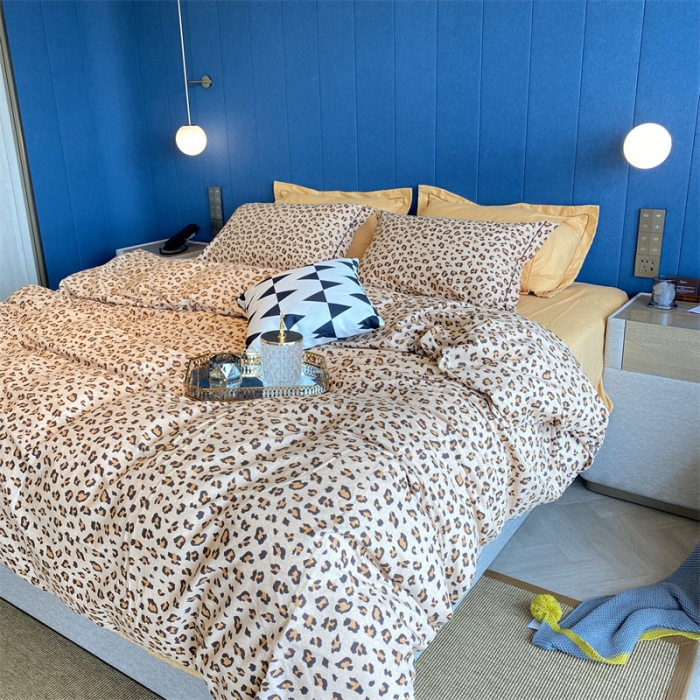 91家纺网 家纺一手货源 找家纺 2022新款铂金全棉磨毛系列四件套-实拍图（AB版设计） 烂漫豹纹 驼