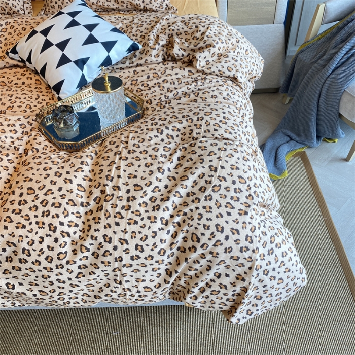 91家纺网 家纺一手货源 找家纺 2022新款铂金全棉磨毛系列四件套-实拍图（AB版设计） 烂漫豹纹 驼