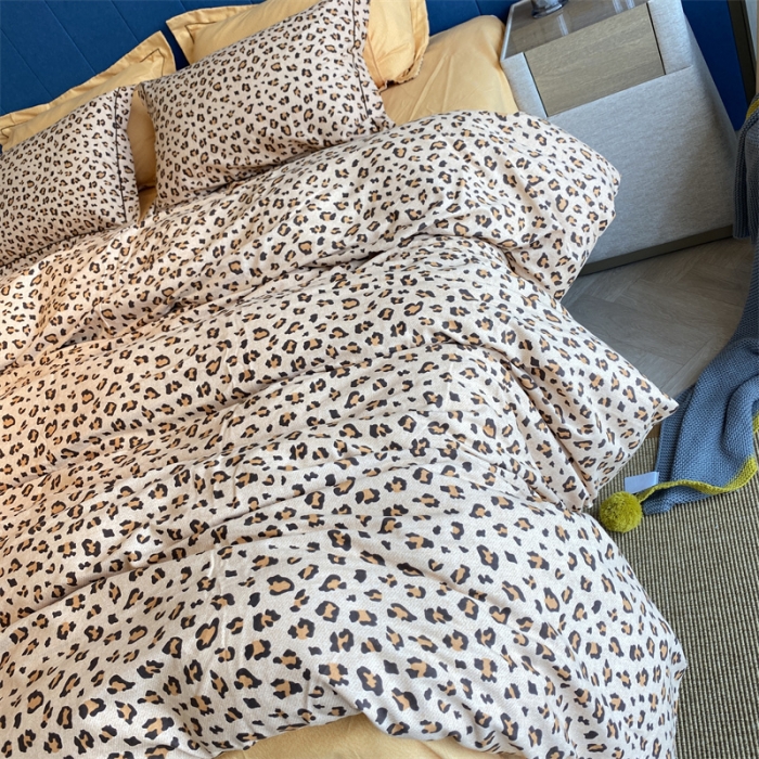 91家纺网 家纺一手货源 找家纺 2022新款铂金全棉磨毛系列四件套-实拍图（AB版设计） 烂漫豹纹 驼