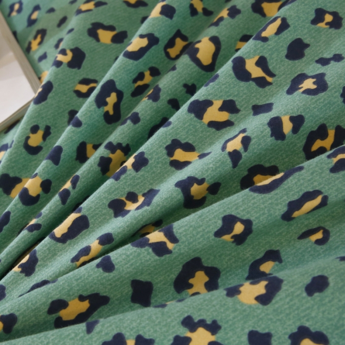 91家纺网 家纺一手货源 找家纺 棉生活  22新款铂金全棉磨毛系列（AB版设计） 烂漫豹纹绿