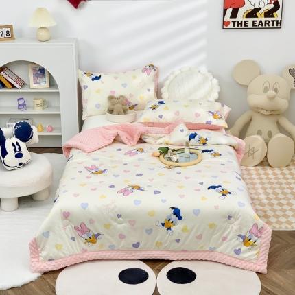 星期八 2022新款迪士尼豆豆被 爱心黛西