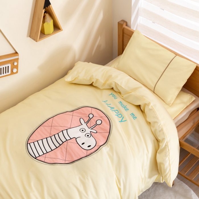 91家纺网 家纺一手货源 找家纺 喜多兔2022新60s长绒棉纯棉幼儿园三件套 黄色微笑小鹿鹿