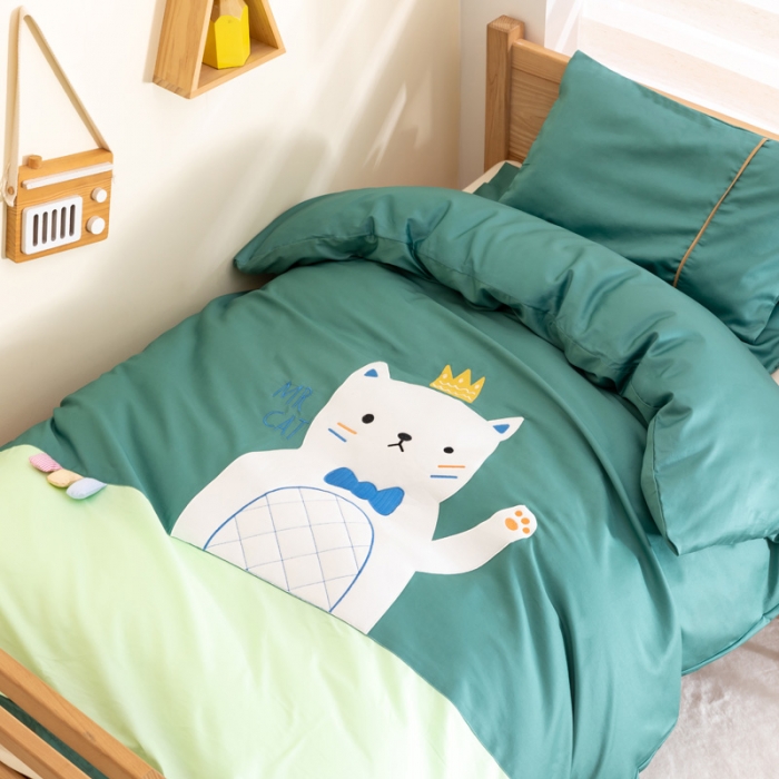 91家纺网 家纺一手货源 找家纺 喜多兔2022新60s长绒棉纯棉幼儿园三件套-绿色微笑小小喵