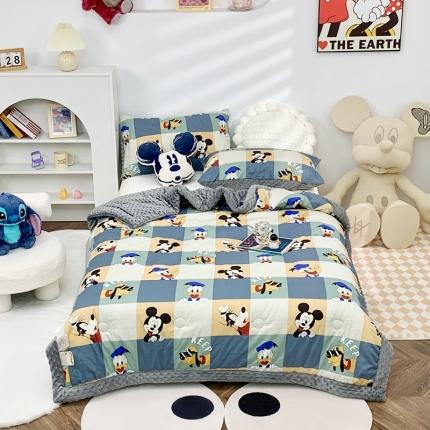 91家纺网 家纺一手货源 找家纺 星期八 2022新款迪士尼豆豆被 格子米奇