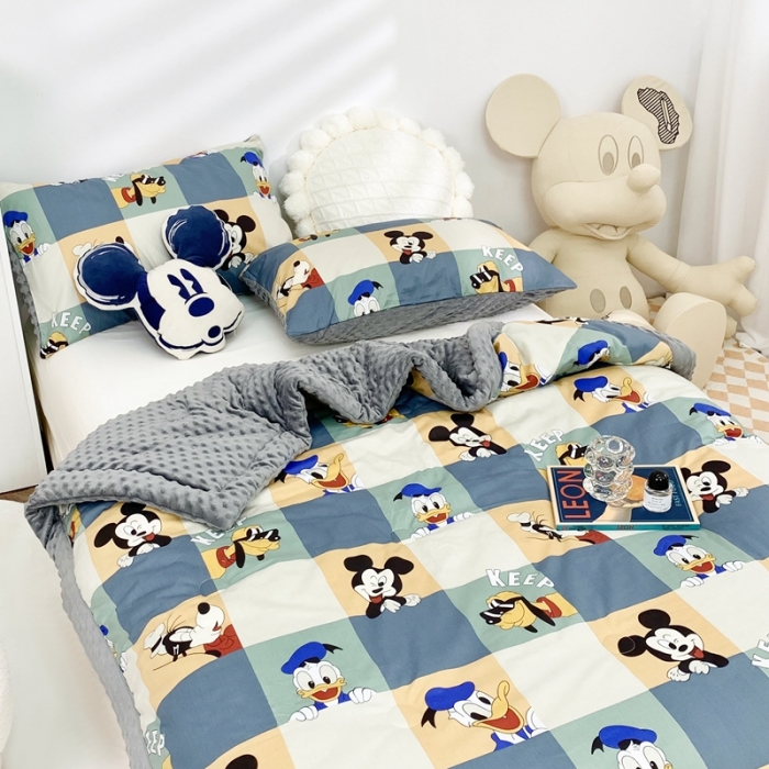 91家纺网 家纺一手货源 找家纺 星期八 2022新款迪士尼豆豆被 格子米奇