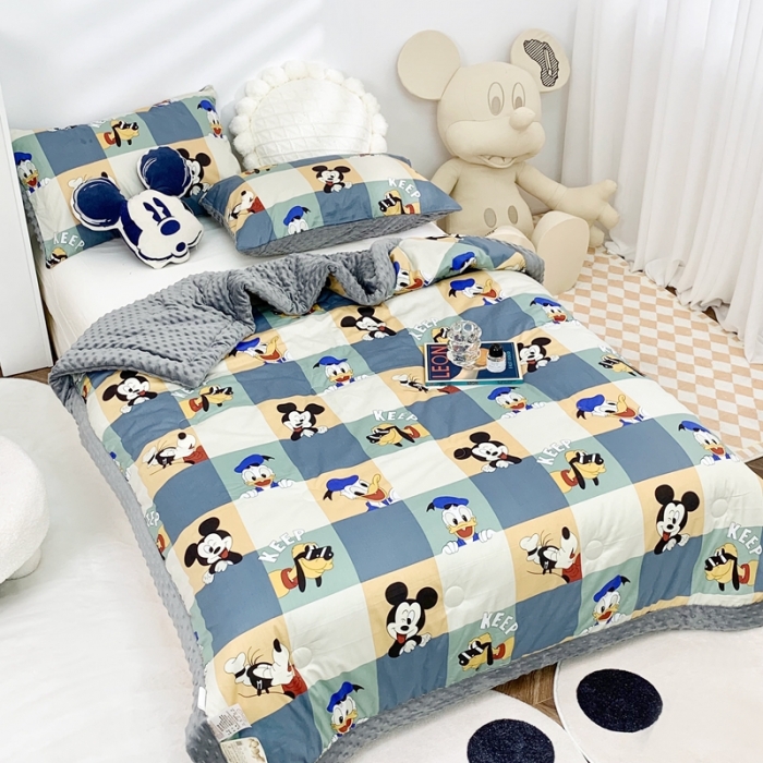 91家纺网 家纺一手货源 找家纺 星期八 2022新款迪士尼豆豆被 格子米奇