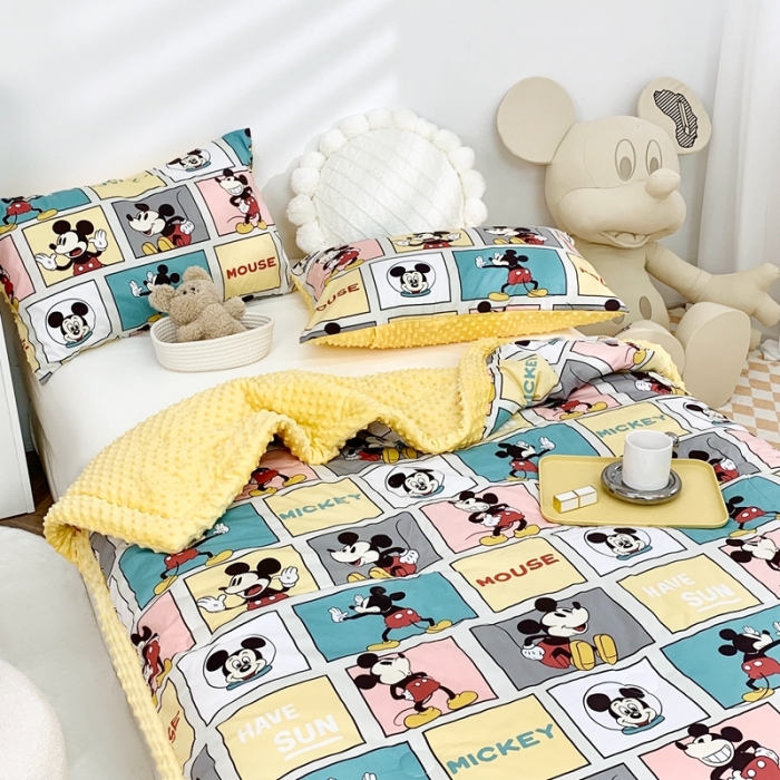 91家纺网 家纺一手货源 找家纺 星期八 2022新款迪士尼豆豆被 米奇乐园