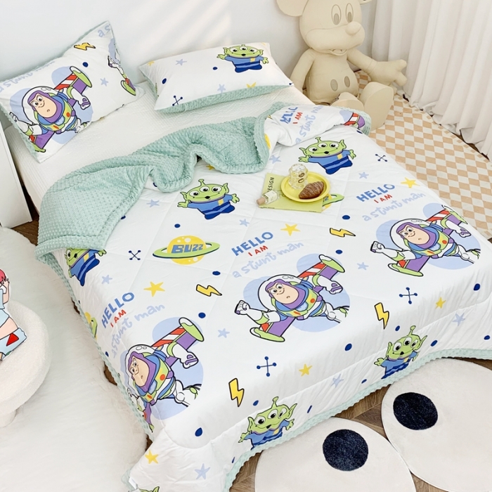 91家纺网 家纺一手货源 找家纺 星期八 2022新款迪士尼豆豆被 巴士光年