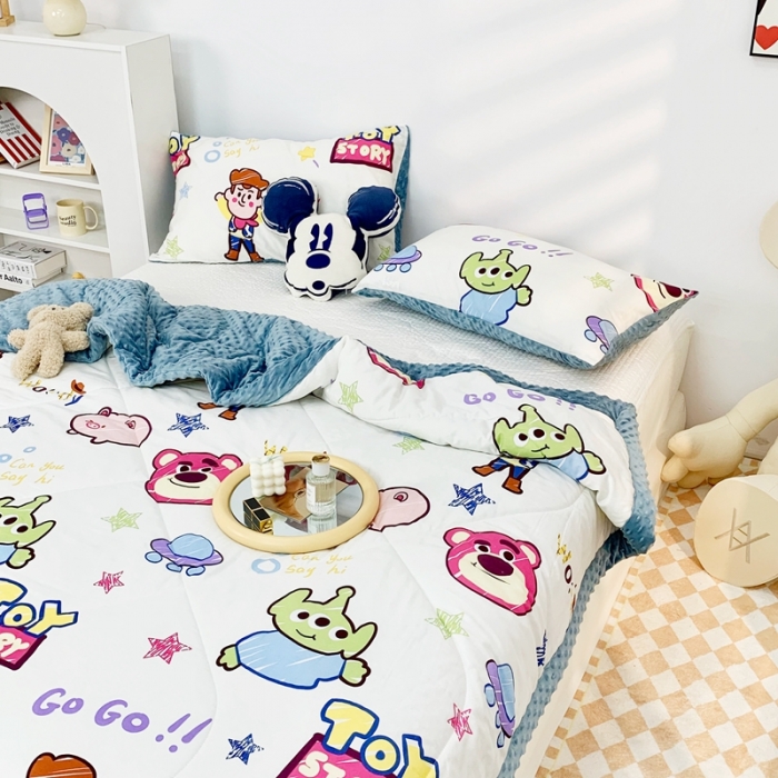 91家纺网 家纺一手货源 找家纺 星期八 2022新款迪士尼豆豆被 胡迪