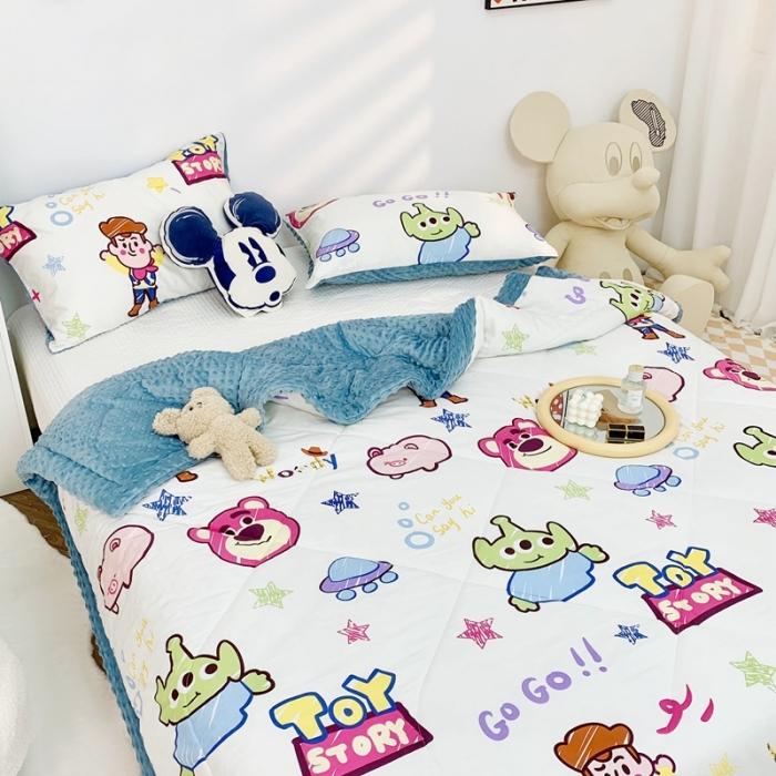 91家纺网 家纺一手货源 找家纺 星期八 2022新款迪士尼豆豆被 胡迪