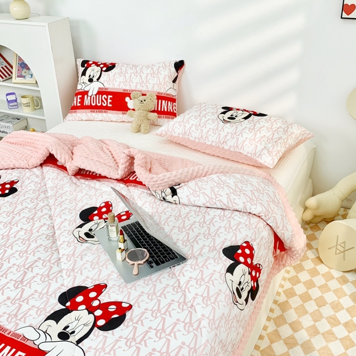 91家纺网 家纺一手货源 找家纺 星期八 2022新款迪士尼豆豆被 米妮