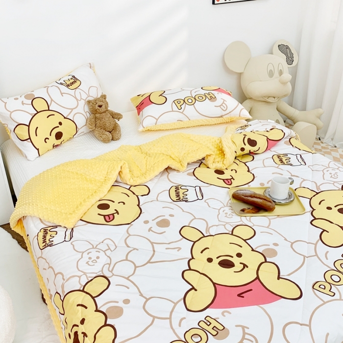 91家纺网 家纺一手货源 找家纺 星期八 2022新款迪士尼豆豆被 蜜糖维尼熊