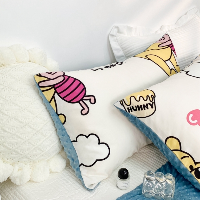 91家纺网 家纺一手货源 找家纺 星期八 2022新款迪士尼豆豆被 维尼家族