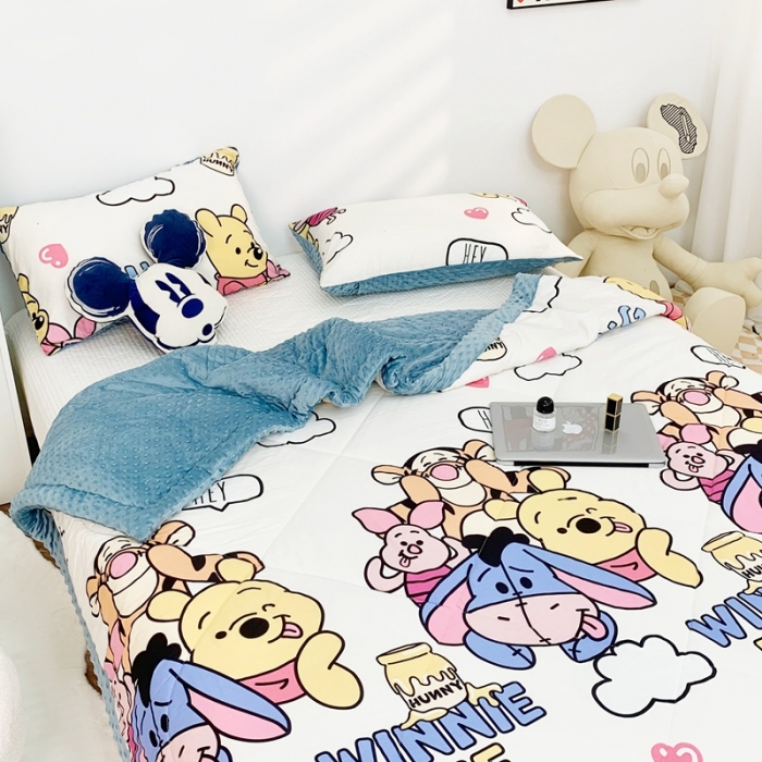 91家纺网 家纺一手货源 找家纺 星期八 2022新款迪士尼豆豆被 维尼家族