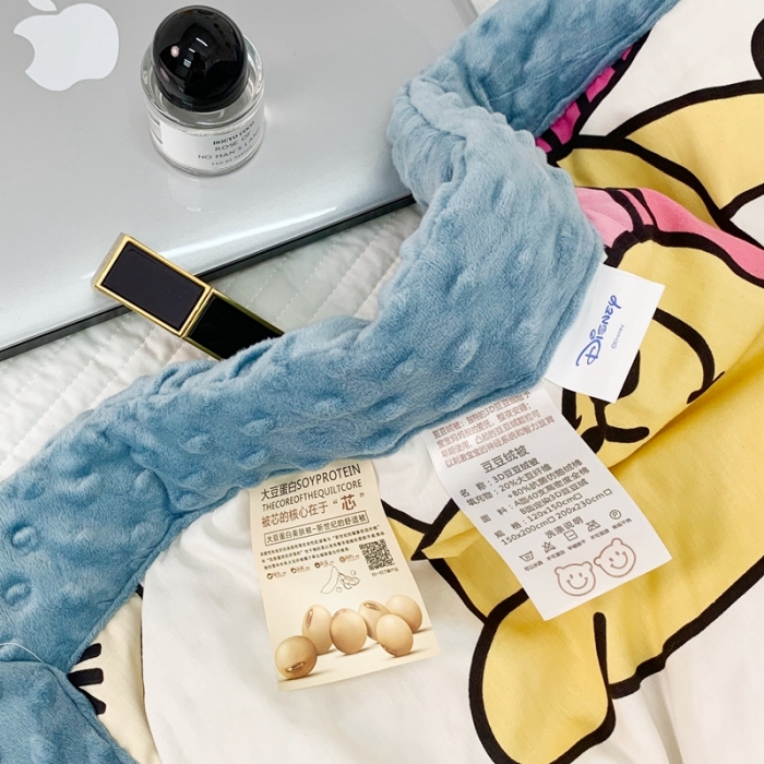 91家纺网 家纺一手货源 找家纺 星期八 2022新款迪士尼豆豆被 维尼家族