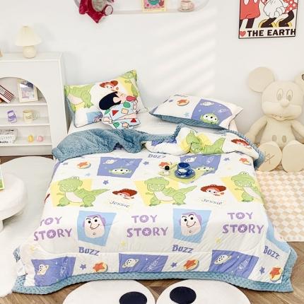 91家纺网 家纺一手货源 找家纺 星期八 2022新款迪士尼豆豆被 小恐龙